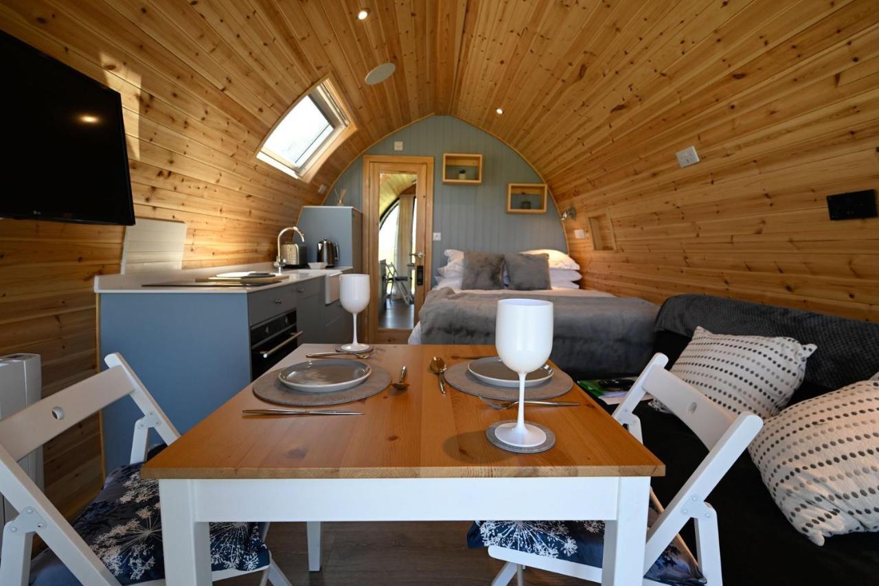 Macree Pod *