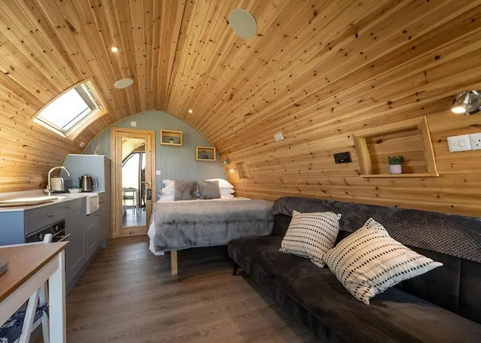 Macree Pod